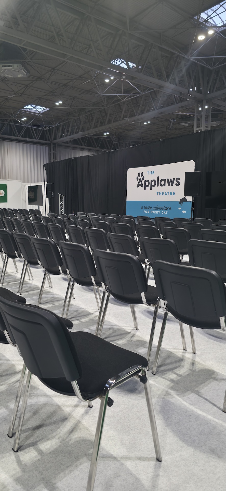 Cat Show Live 2025 - build morning